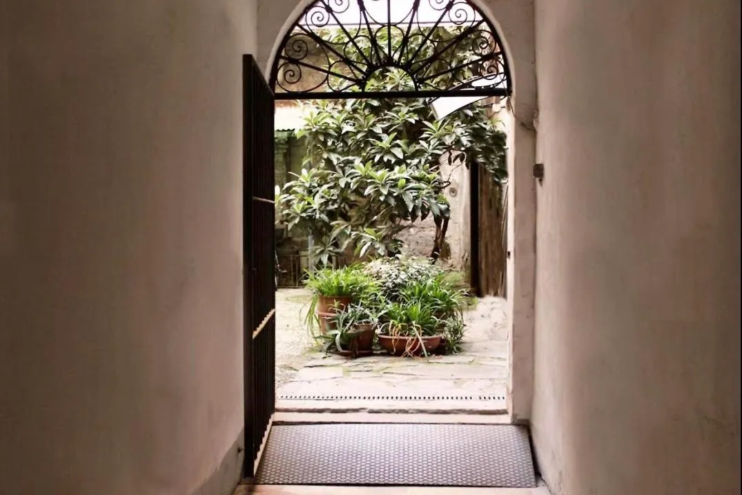 Casa Nausicaa, Piano Terra Nel Cuore Della Citta, Confortevole E Silenzioso Lucca Apartment