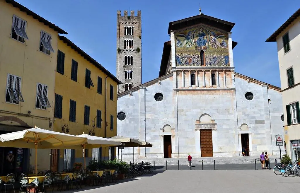 Apartment Casa Nausicaa, Piano Terra Nel Cuore Della Citta, Confortevole E Silenzioso Lucca