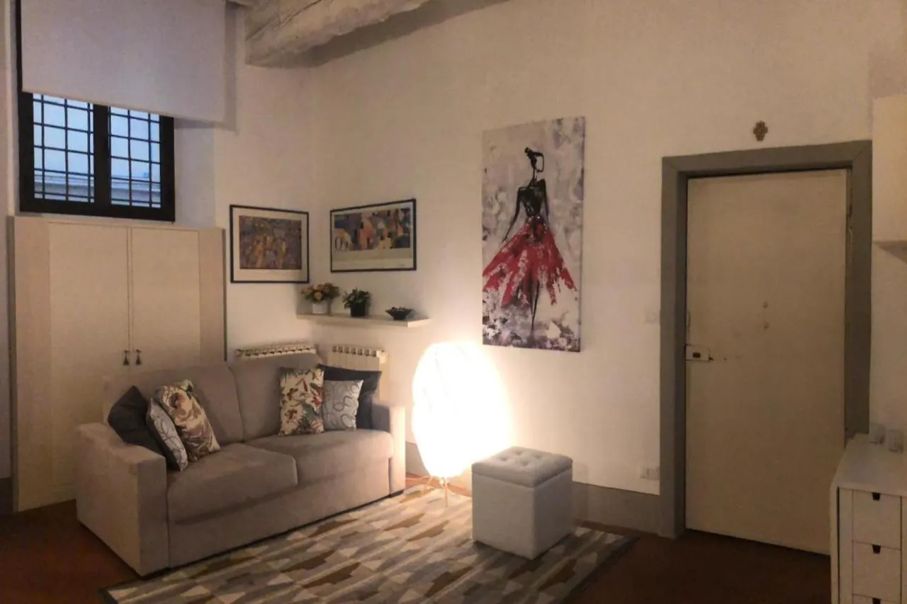 Casa Nausicaa, Piano Terra Nel Cuore Della Citta Con Aria Condizionata 0*, Lucca Italy